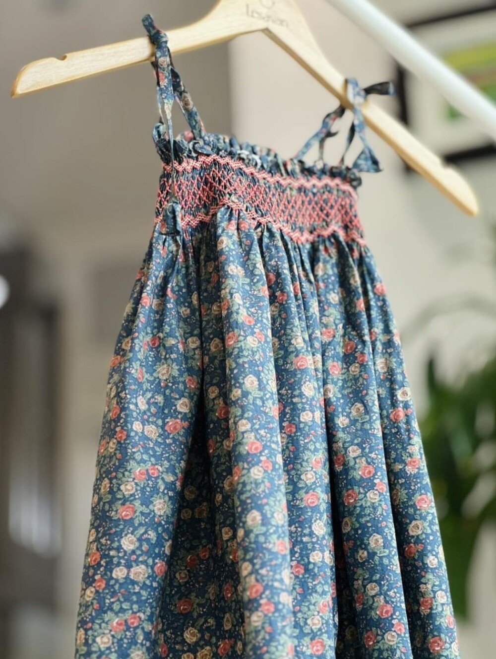 Sz 8 Kids Lesavan Dress Local Brand